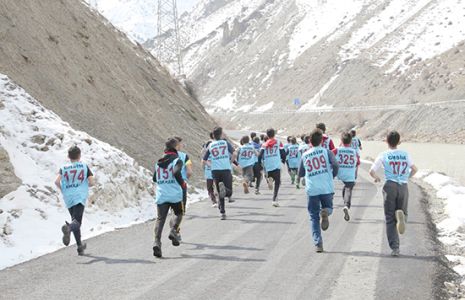 Zap Vadisi'nde kros yarışması