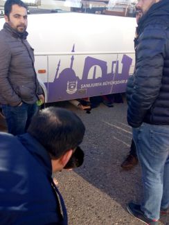 Midibüsün altında sıkışan kadın, öldü