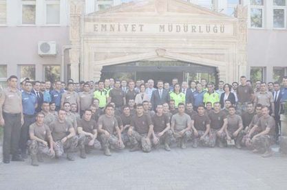 Emniyet personeline altın