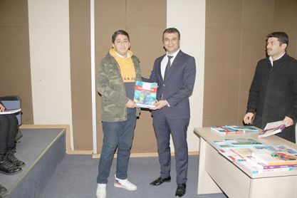 Ödüllerini aldılar