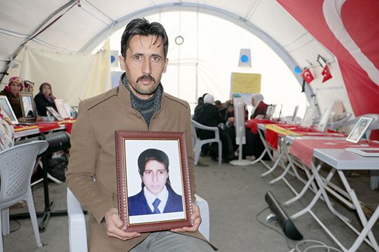 Kaplan ailesi de eyleme katıldı!