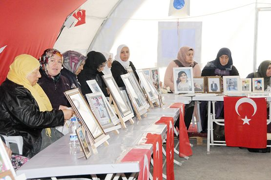 Ekinci ailesi de evlat nöbetinde