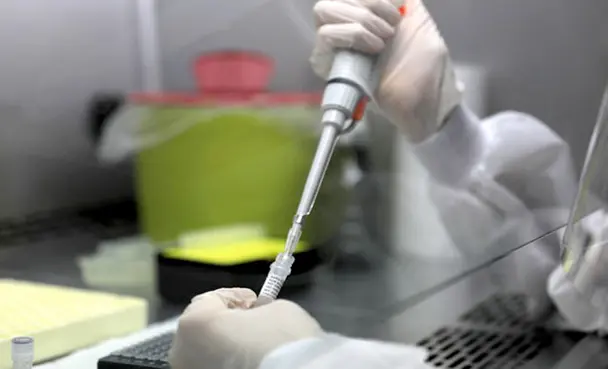 Prof. Dr. Usta: Koronavirüse karşı nazal aşı ve burun spreyi çok başarılı