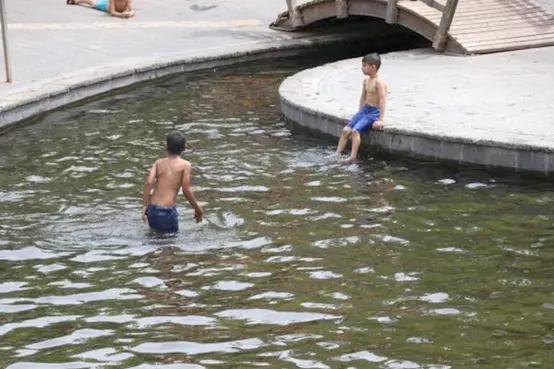 Anzele suyunda serinlediler!