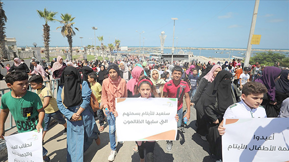 Gazze'de yetim çocuklarla dayanışma etkinliği