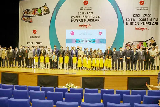 Nesillerimize dini öğretmeliyiz