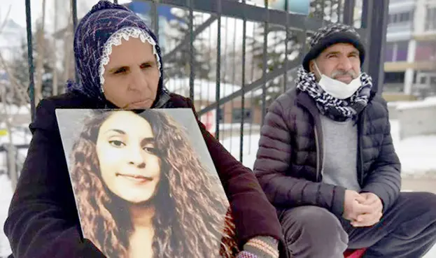 Hiç mi vicdanın yok?