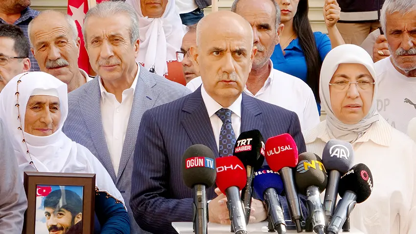 Kirişci, Diyarbakır annelerini ziyaret etti