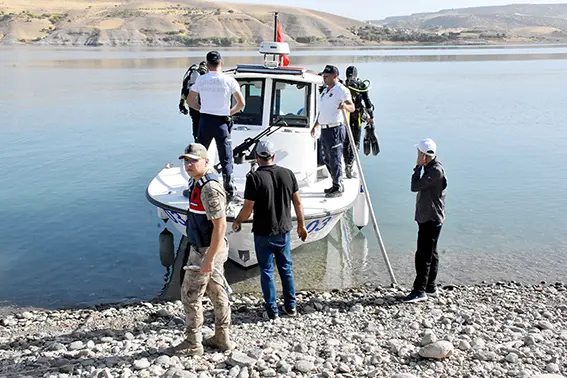 Lisenin Müdürü gölde boğuldu!