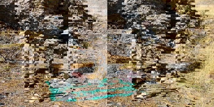 Hakkari'de terör operasyonunda silah ve mühimmat ele geçirildi