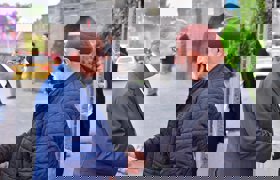 Vali Su, Sur esnafıyla bir araya geldi