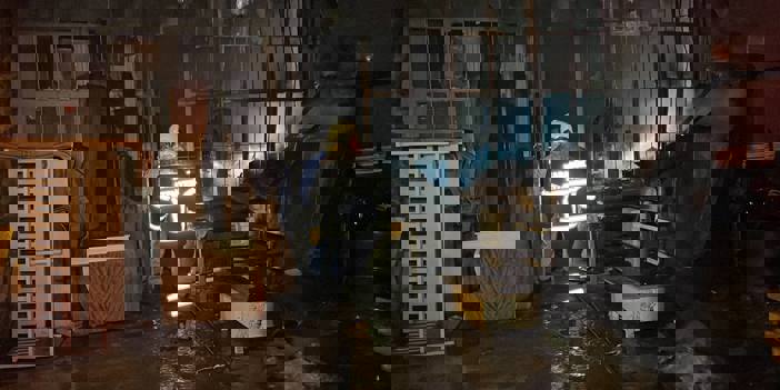 Karabük'te ahşap atölyesinde çıkan yangın söndürüldü