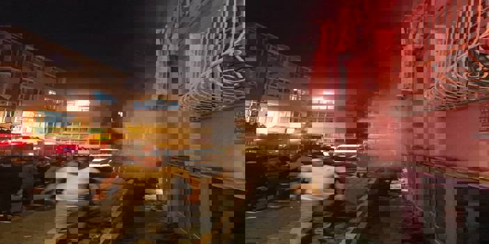 Fatih'te yangın çıkan daire kullanılamaz hale geldi