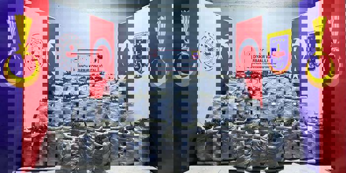 Diyarbakır'da esrar ve kök kenevir bitkisi ele geçirildi