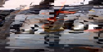 Otomobilin yakıt deposunda 5,5 kilogram sentetik uyuşturucu ele geçirildi