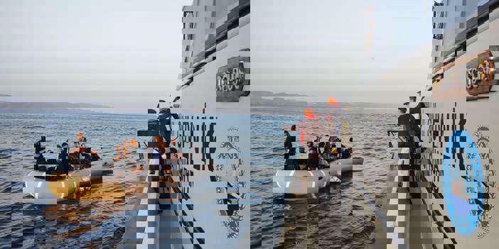 Ayvalık açıklarında 34 düzensiz göçmen kurtarıldı