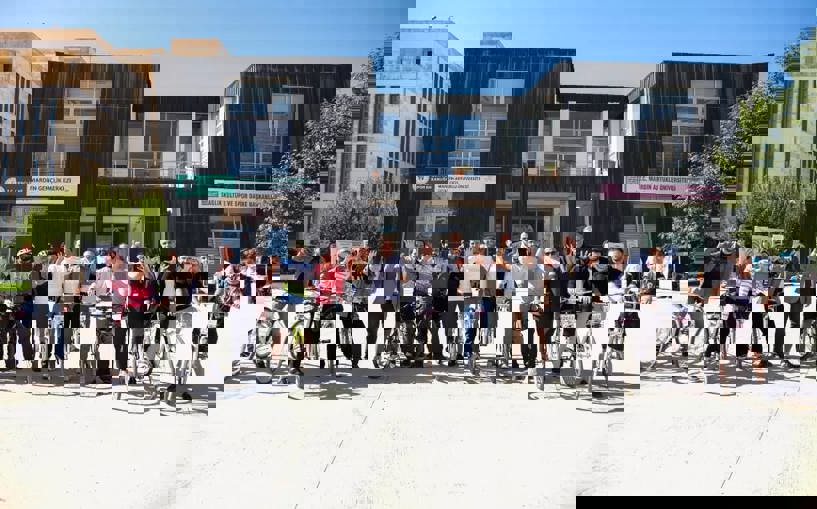 Demir atlı adam Artuklu Üniversitesindeki bir programa katıldı