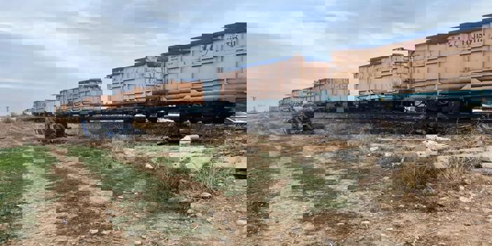 Afyonkarahisar'da hemzemin geçitte trenin çarptığı traktördeki kişi öldü