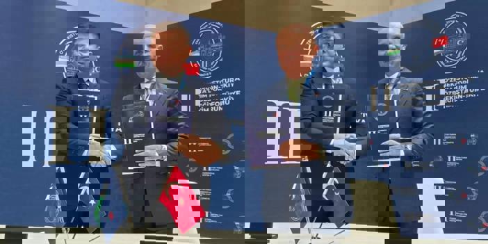 Özbekistan-Türkiye 2. Eğitim Forumu Semerkant'ta yapıldı