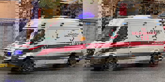 Küçükçekmece’de 4 kişi zehirlenme şüphesiyle hastaneye kaldırıldı