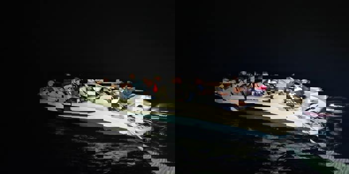 Marmaris açıklarında 18 düzensiz göçmen kurtarıldı