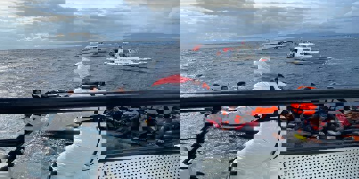 Ayvalık açıklarında 45 düzensiz göçmen kurtarıldı