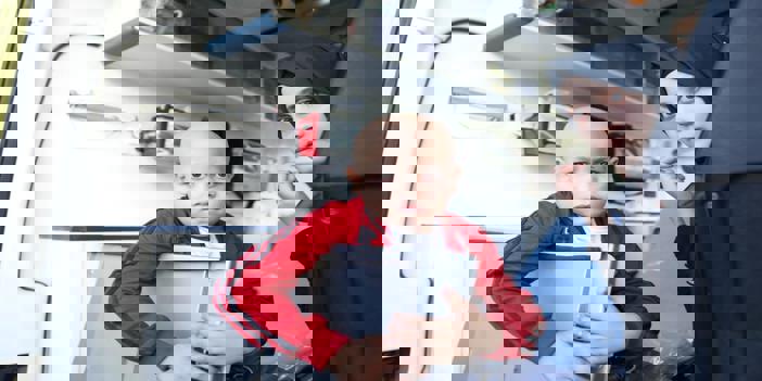 Gazze’den 12 kanser hastası çocuk Mısır’a getirildi