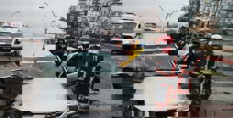 Malatya'da otomobil ile hafif ticari aracın çarpışması sonucu 1 kişi ölü, 2 kişi yaralandı