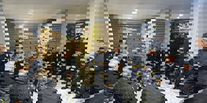 Zonguldak Valisi Hacıbektaşoğlu, şehit ailesine taziye ziyaretinde bulundu