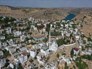 Su sarnıcına düşen keçiyi doğa fotoğrafçısı kurtardı