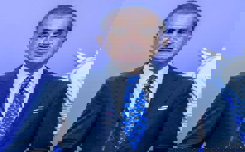 İmza krizine AK Parti Sözcüsü Ömer Çelik'te katıldı