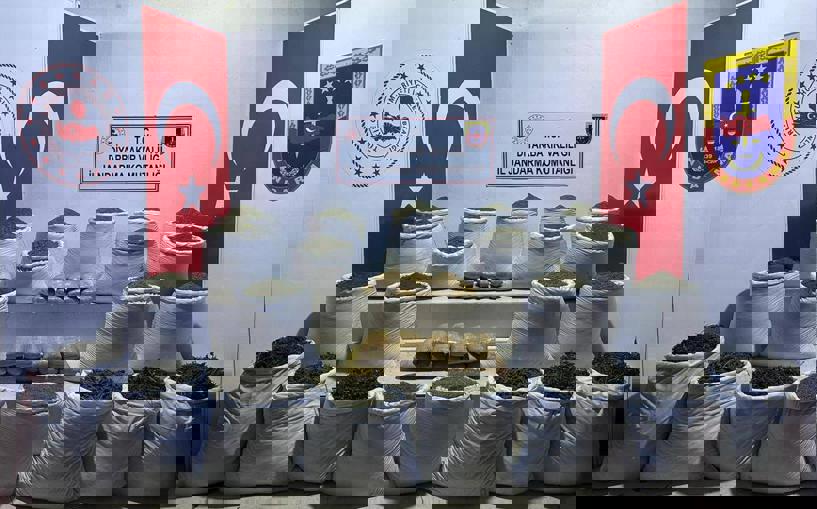 Yasa dışı bahis çetesine operasyon: tutuklular var 