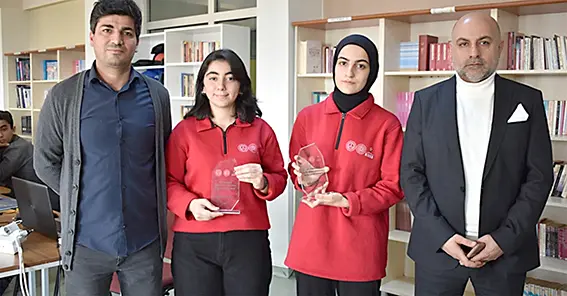 Batmanlı öğrenciler, TÜBİTAK'ın yarışmasında ikinci oldu