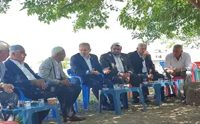 Yaz, taziye ziyaretinde