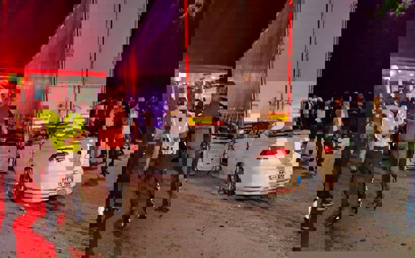 (Video) Kuzeninin kullandığı Tır'a çarptı!