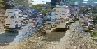 Manisa'da eşi tarafından vurulan kadın yaralandı