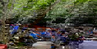 Giresun'da dere yatağına devrilen otomobilde 1 kişi öldü, 4 kişi yaralandı