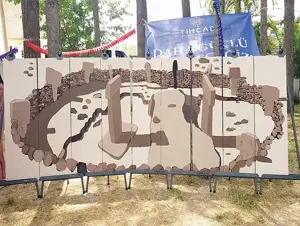 Şanlıurfalı öğrencilerin atık kumaştan yaptığı Göbeklitepe tablosu sergilenmeye başlandı