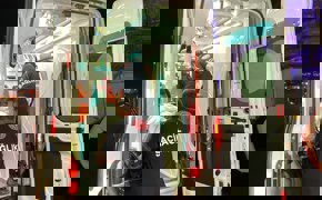 Minibüs tıra çarptı 20 kişi yaralandı 1 kişi öldü