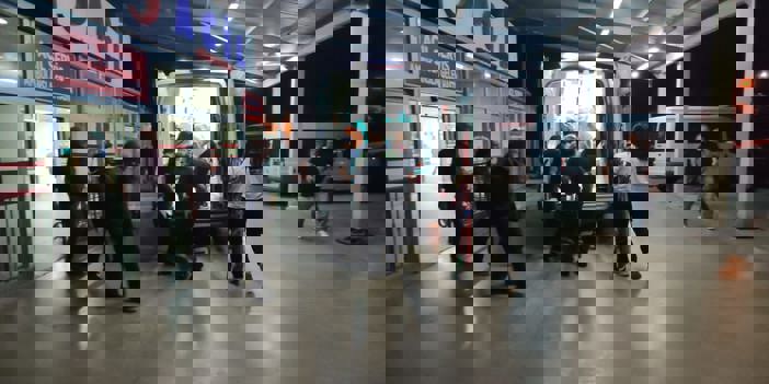 Adana'da otomobil dere yatağına devrildi