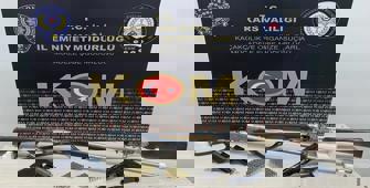 Kars'ta ruhsatsız tabancalar ele geçirildi