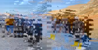 Siirt'te baraj gölü ve göletlere milyonlarca sazan yavrusu bırakıldı