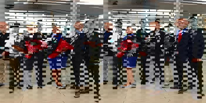 China Eastern Airlines, İstanbul Havalimanı'na sefer başlattı