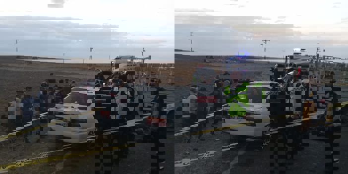 Otomobil kamyonete çarptı 1 kişi öldü, 2 kişi yaralandı