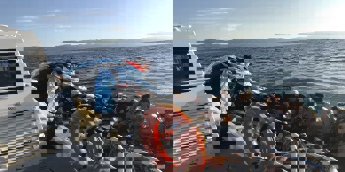 Çanakkale açıklarında düzensiz göçmen operasyonları