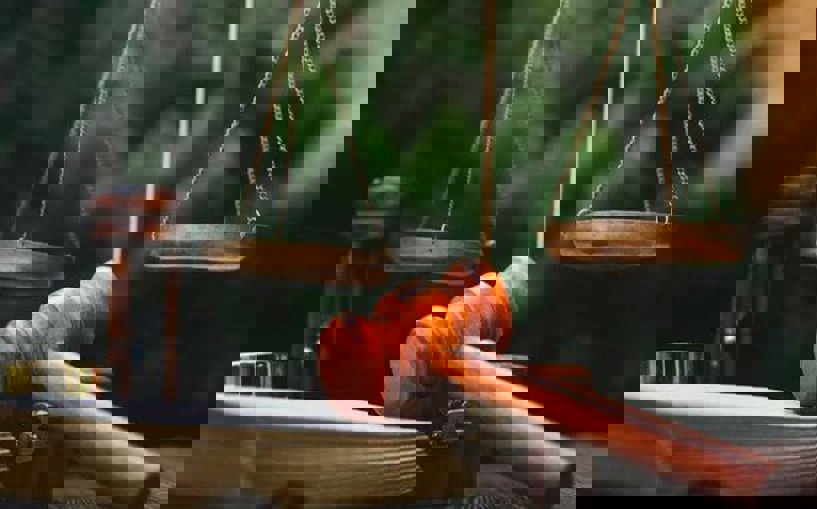 Skandal! Hâkimlerin şifresini ele geçirdi, ünlülerden para istedi