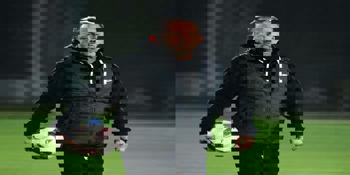 Sergen Yalçın, Antalyaspor'daki ilk antrenmanına çıktı