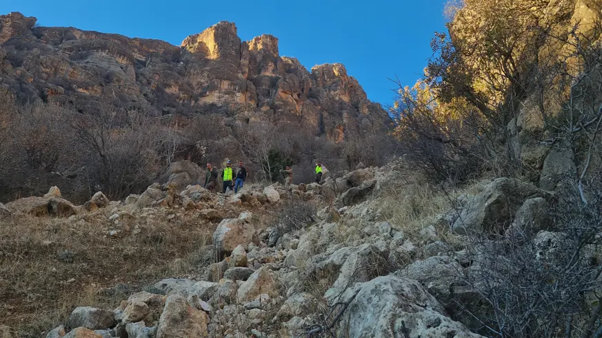  Siirt’te mahsur kalan keçi kurtarıldı