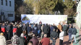 Diyarbakır'da çiftçilere fidan ve ekipman desteği sağlandı