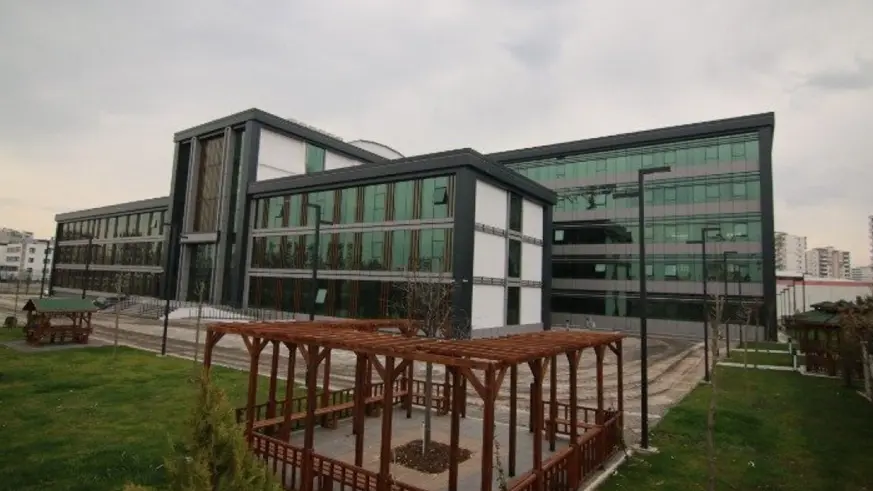 Diyarbakır’da usulsüzlük yaptığı belirlenen 7 özel eğitim kurumu süresiz kapatıldı